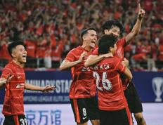 今晨突围战来临，武汉三镇围绕国王杯迎来里程碑，悬念犹存，球队文化再被提及的简单介绍